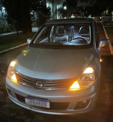 NISSAN TIIDA 1.8 SL 16V FLEX 4P MANUAL